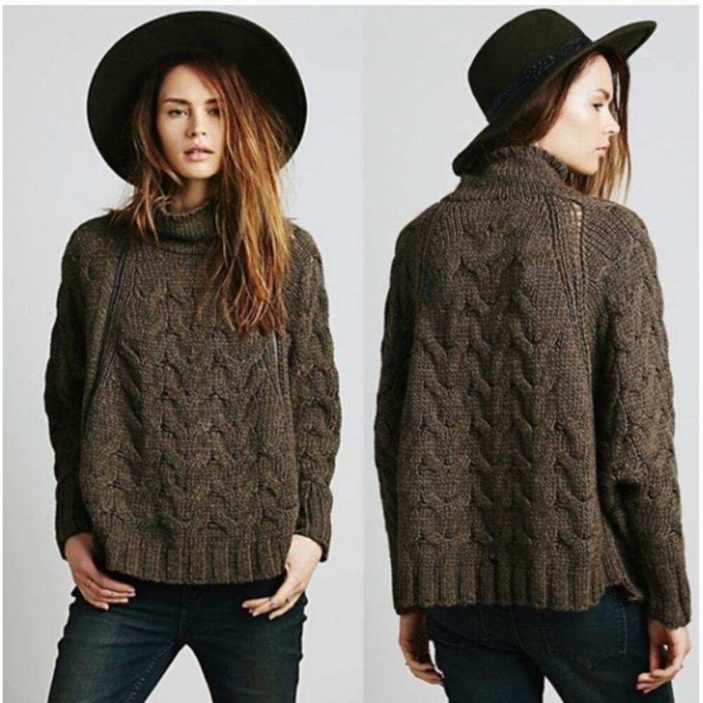 Free People‎ Following Directions Zipper Cape Small Brown Cableknit
